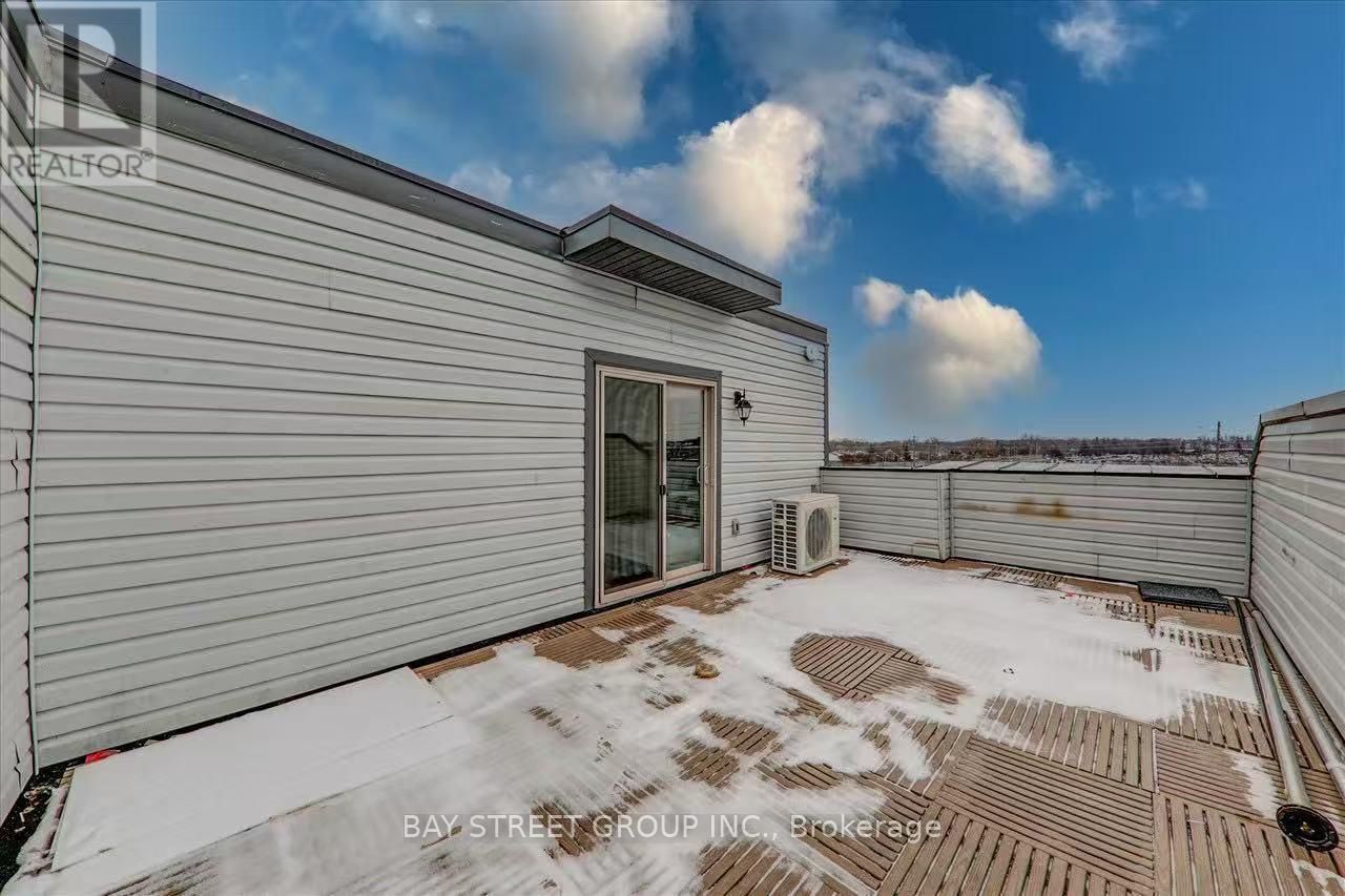 311 - 20 DUNSHEATH WAY Image 22