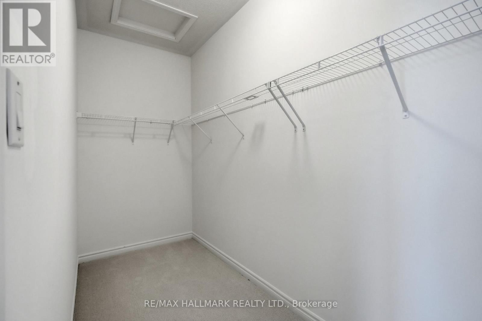 610 NEWLOVE STREET Image 39