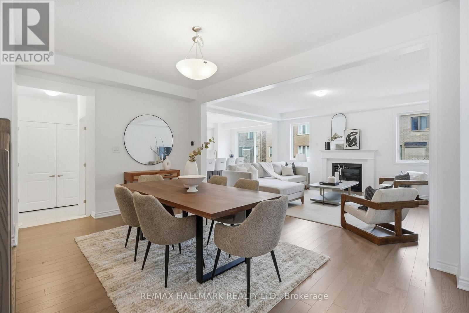 610 NEWLOVE STREET Image 8