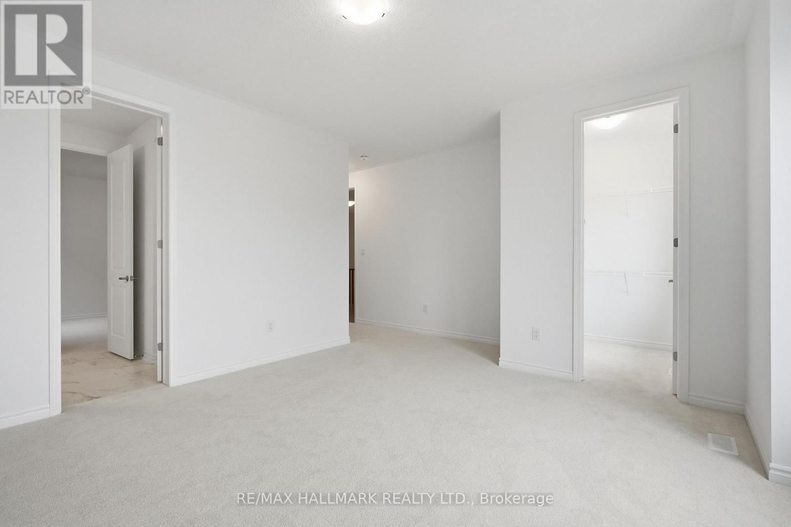 602 NEWLOVE STREET Image 22