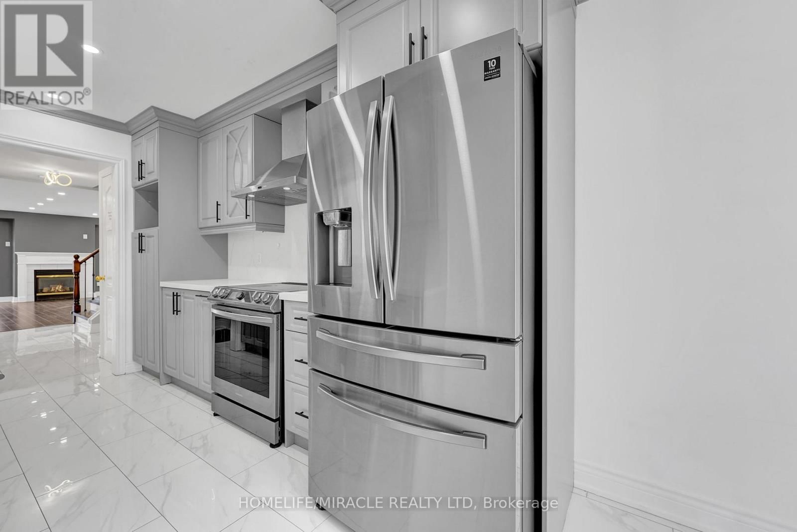 11 ALANNO WAY Image 12