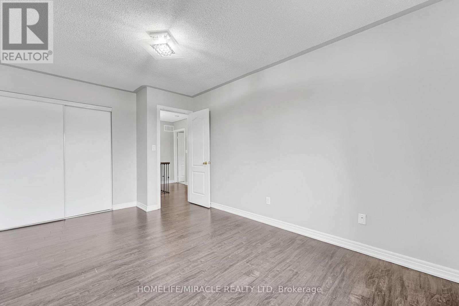 11 ALANNO WAY Image 24