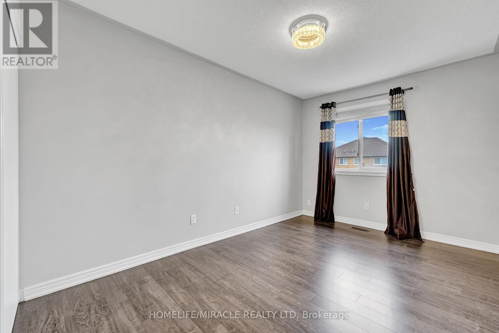 11 ALANNO WAY Image 26