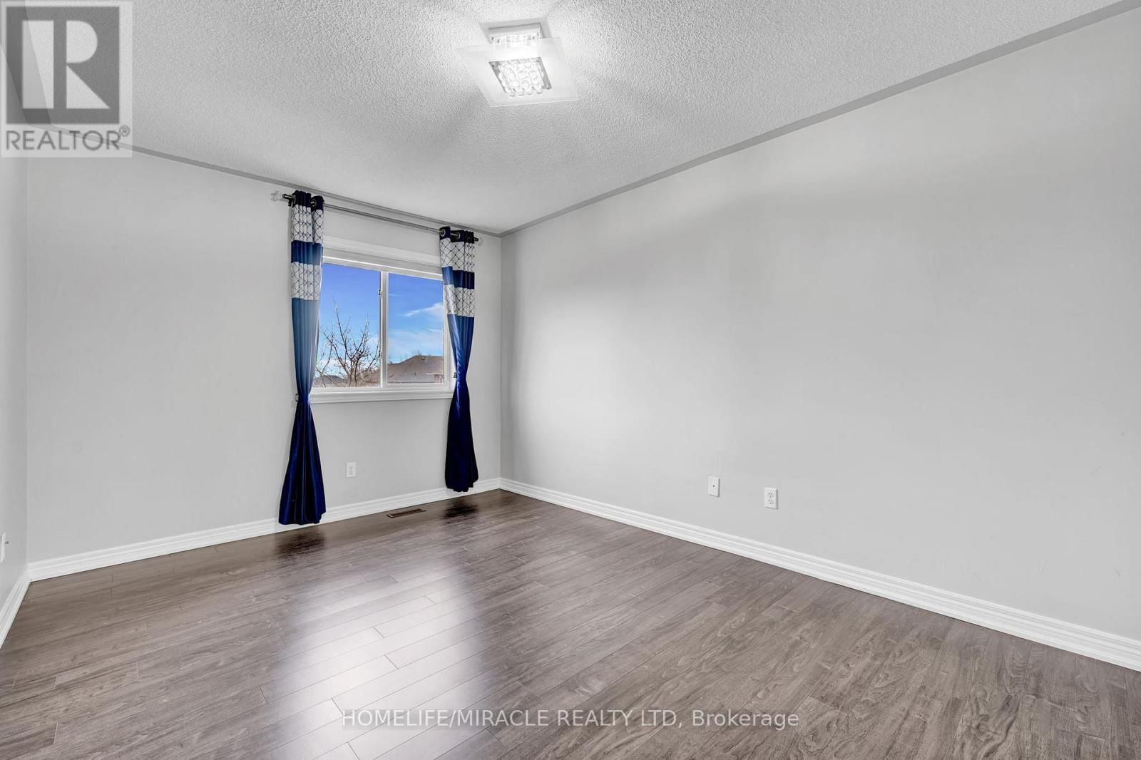 11 ALANNO WAY Image 27