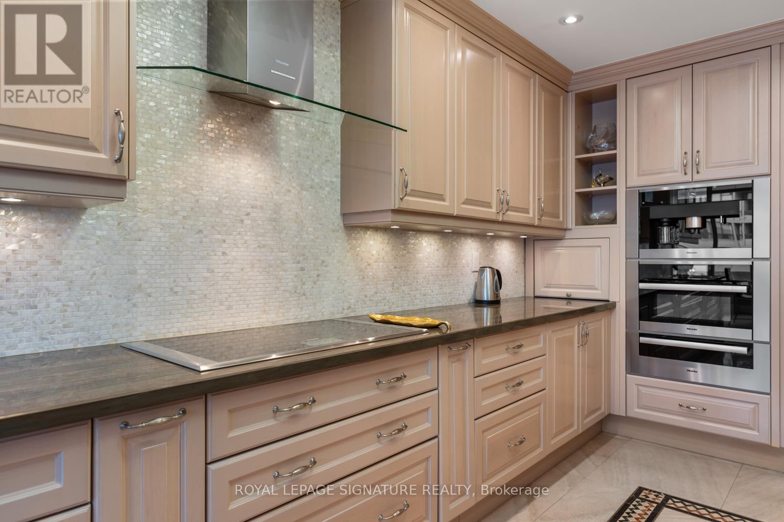 PH9 - 7300 YONGE STREET Image 21