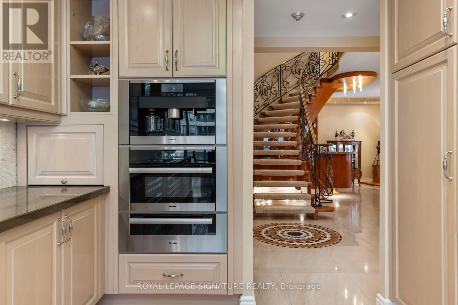 PH9 - 7300 YONGE STREET Image 22