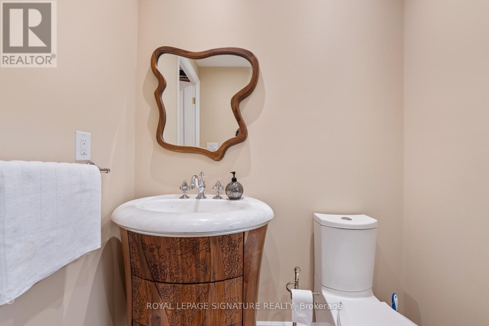 PH9 - 7300 YONGE STREET Image 23