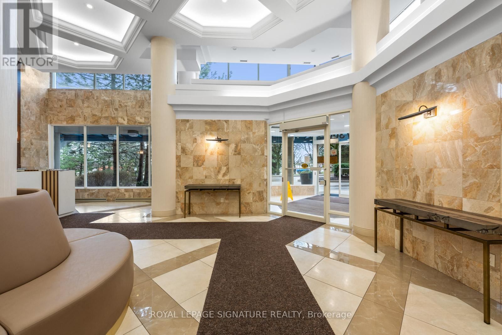 PH9 - 7300 YONGE STREET Image 44