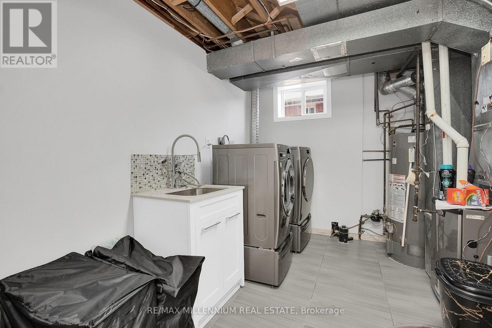 Lower - 99 WILLIS ROAD Image 9