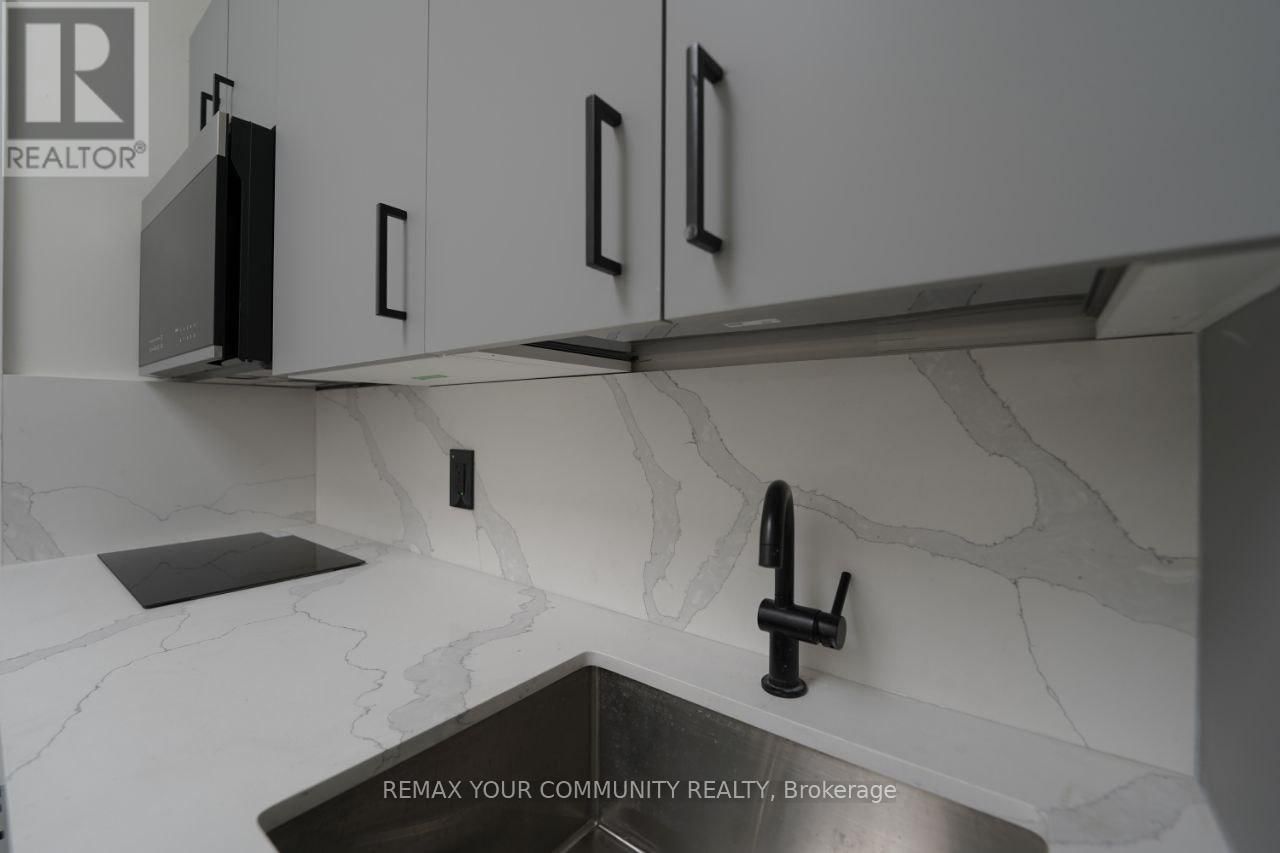 320 - 9390 WOODBINE AVENUE Image 20