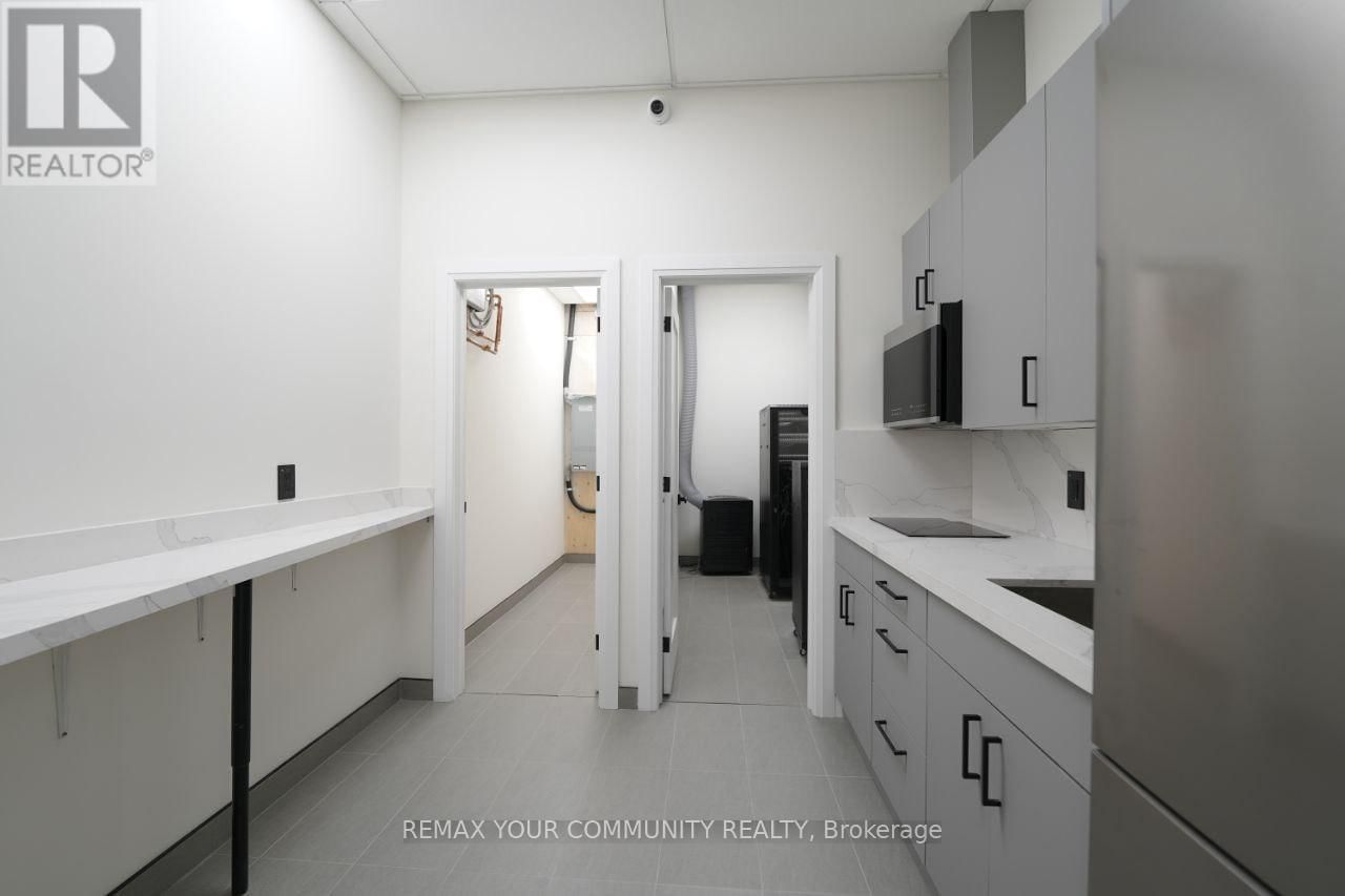 320 - 9390 WOODBINE AVENUE Image 8