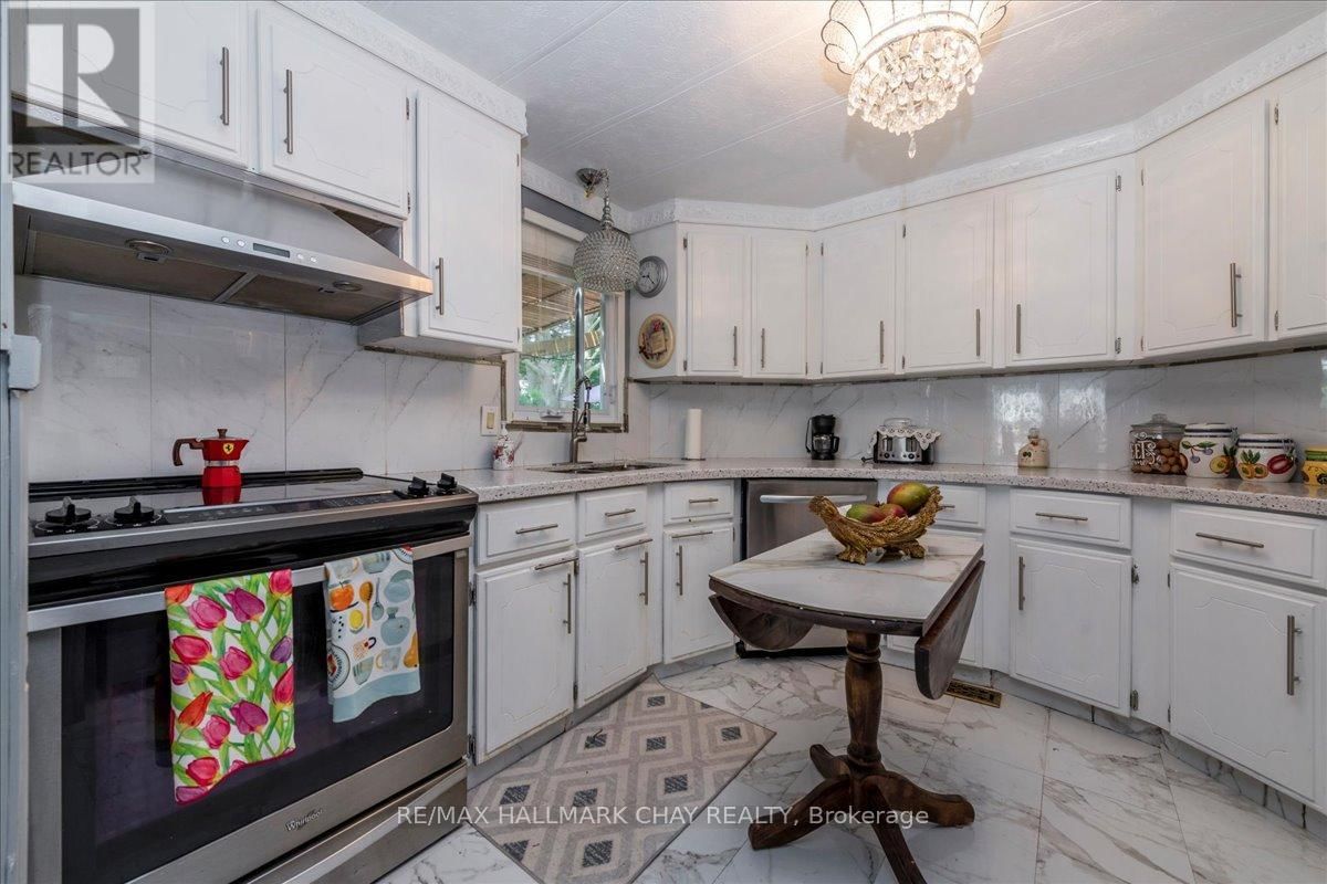 43 LINDEN LANE Image 10