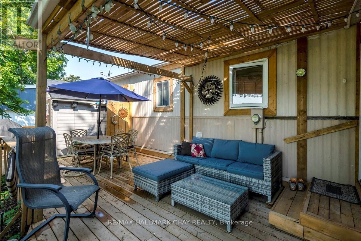 43 LINDEN LANE Image 15