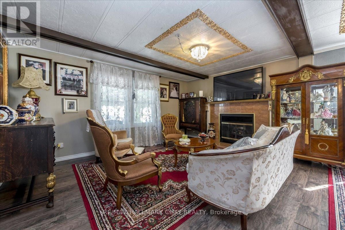 43 LINDEN LANE Image 4