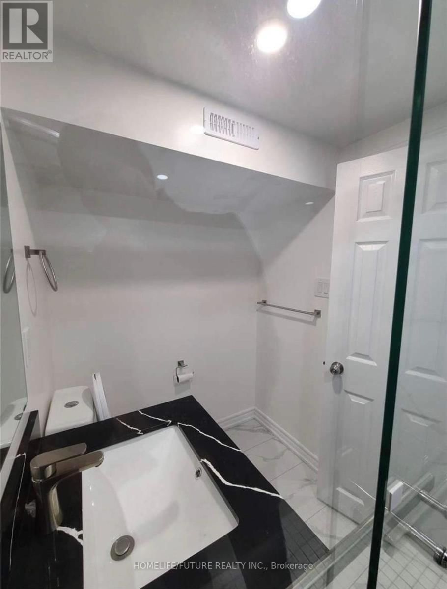 Bsmt - 12 REIGN LANE Image 11