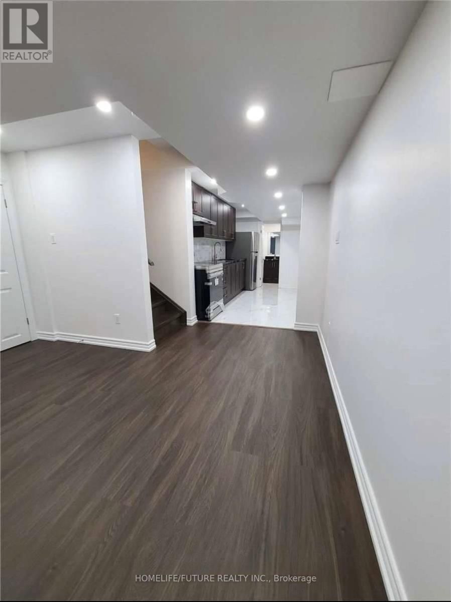 Bsmt - 12 REIGN LANE Image 5