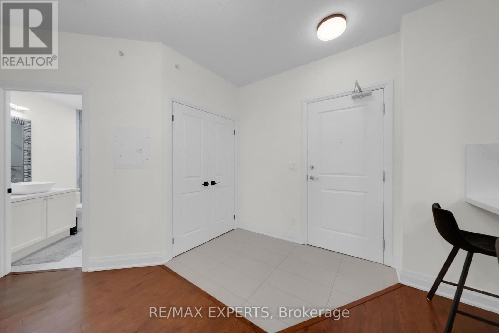 606 - 24 WOODSTREAM BOULEVARD Image 13