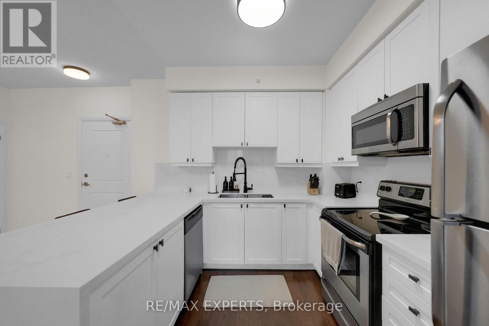 606 - 24 WOODSTREAM BOULEVARD Image 5