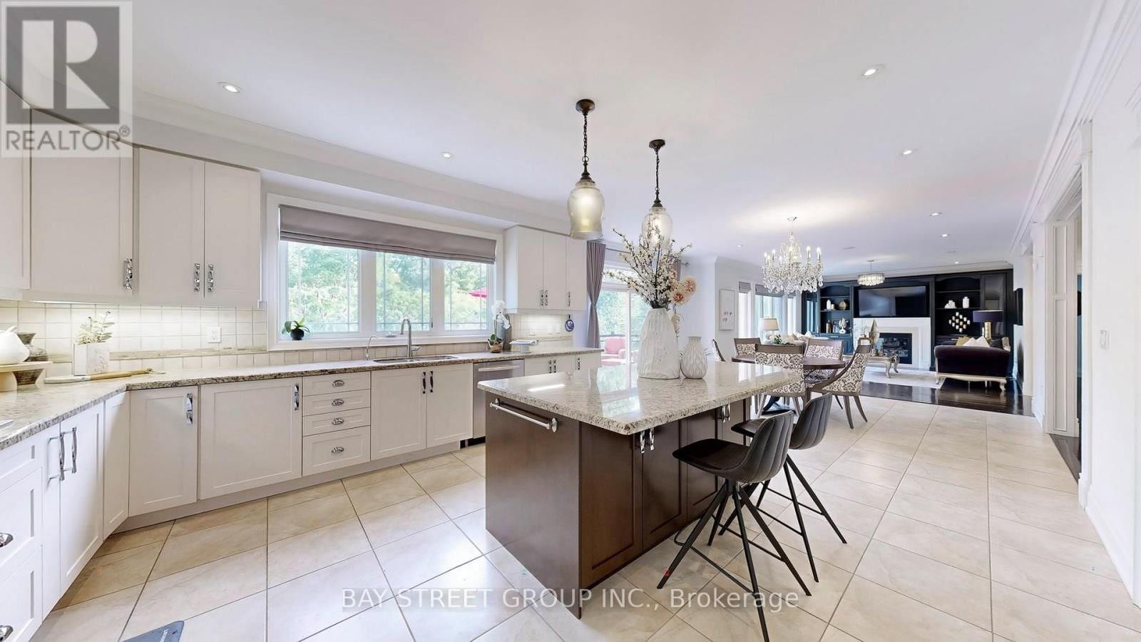 176 UPPER POST ROAD Image 12