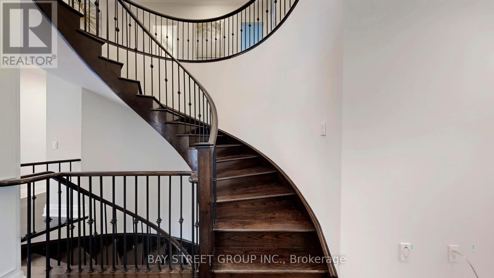 176 UPPER POST ROAD Image 19