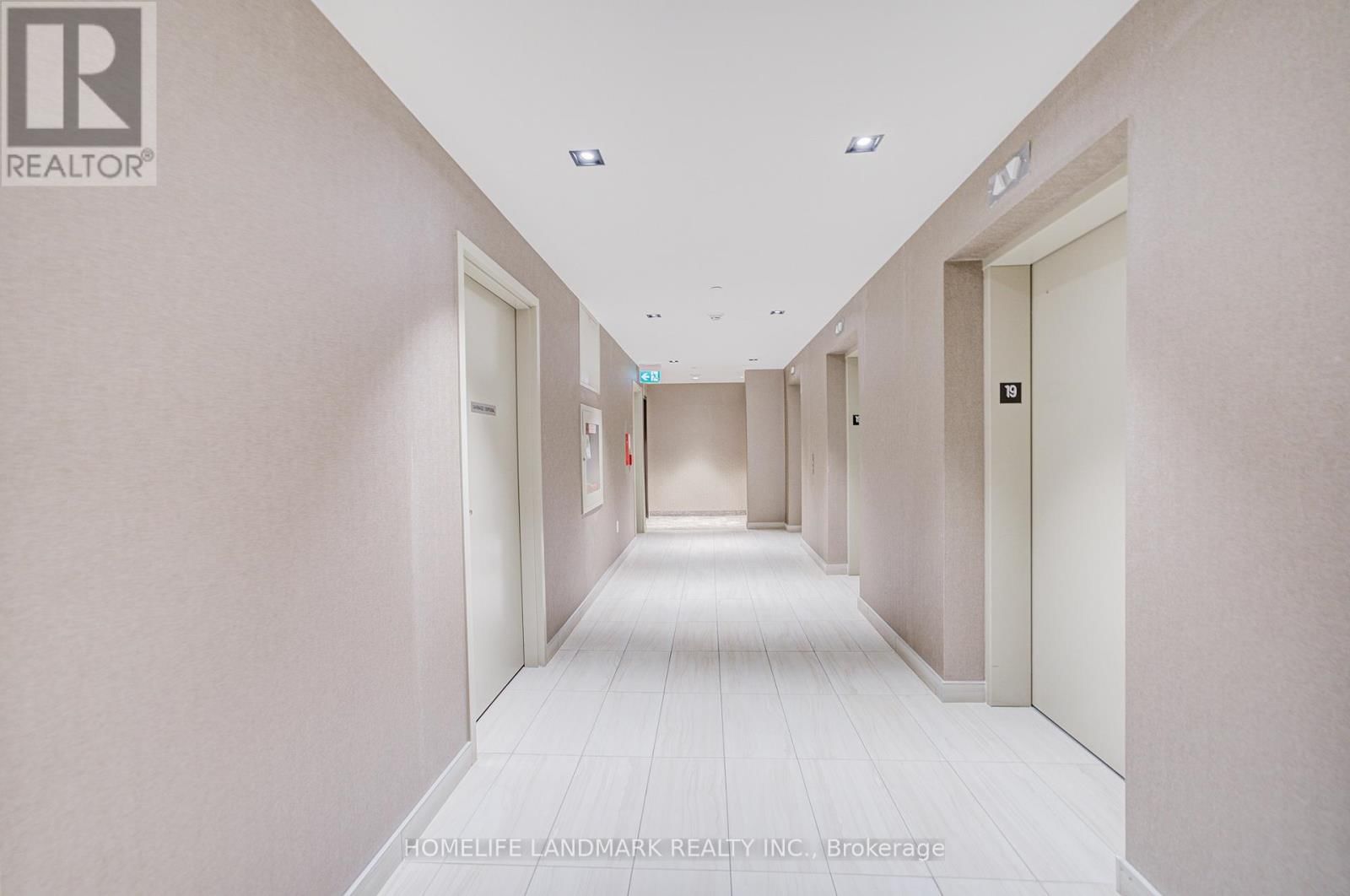 1903 - 38 HONEYCRISP CRESCENT Image 10