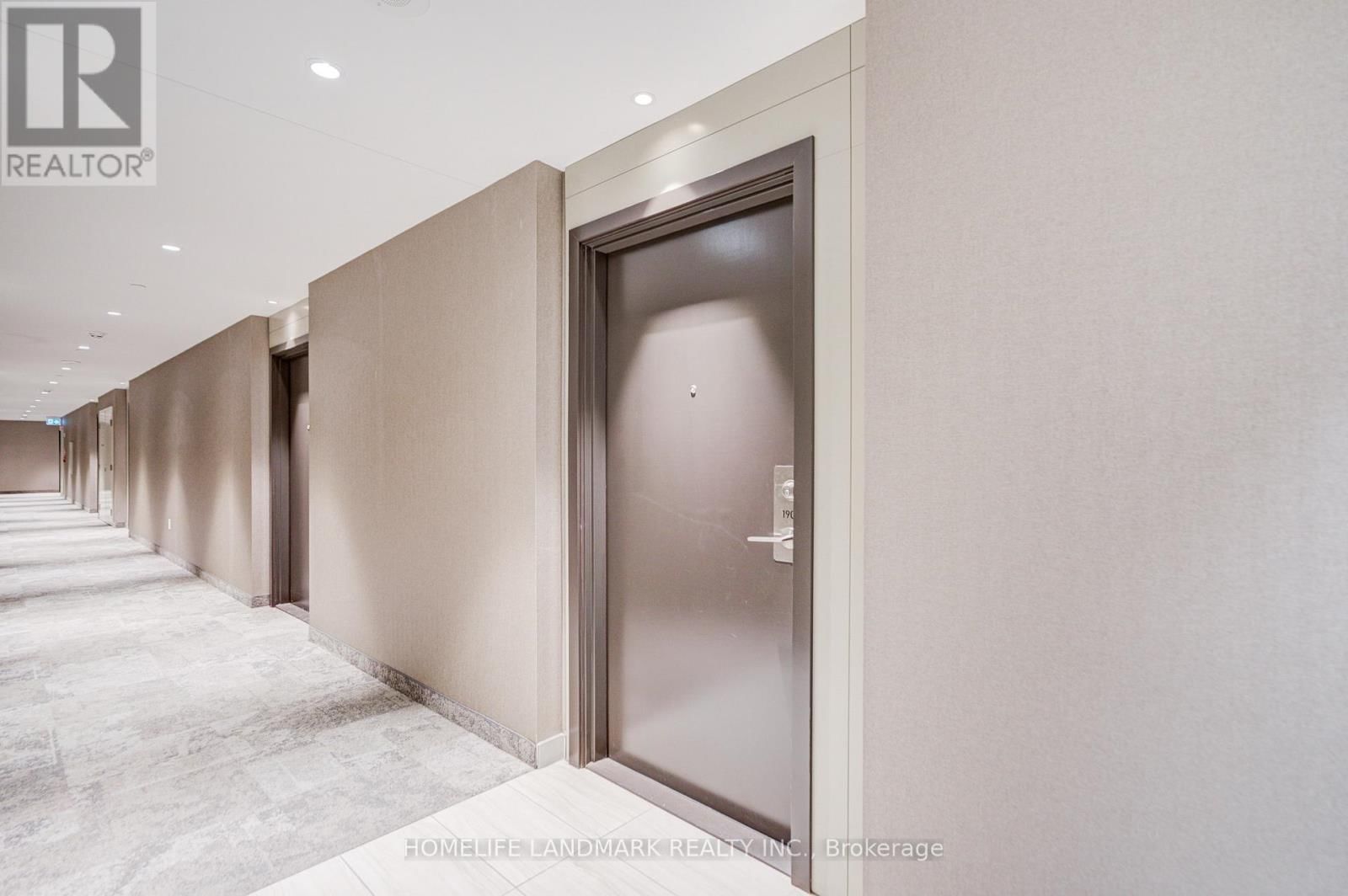 1903 - 38 HONEYCRISP CRESCENT Image 12