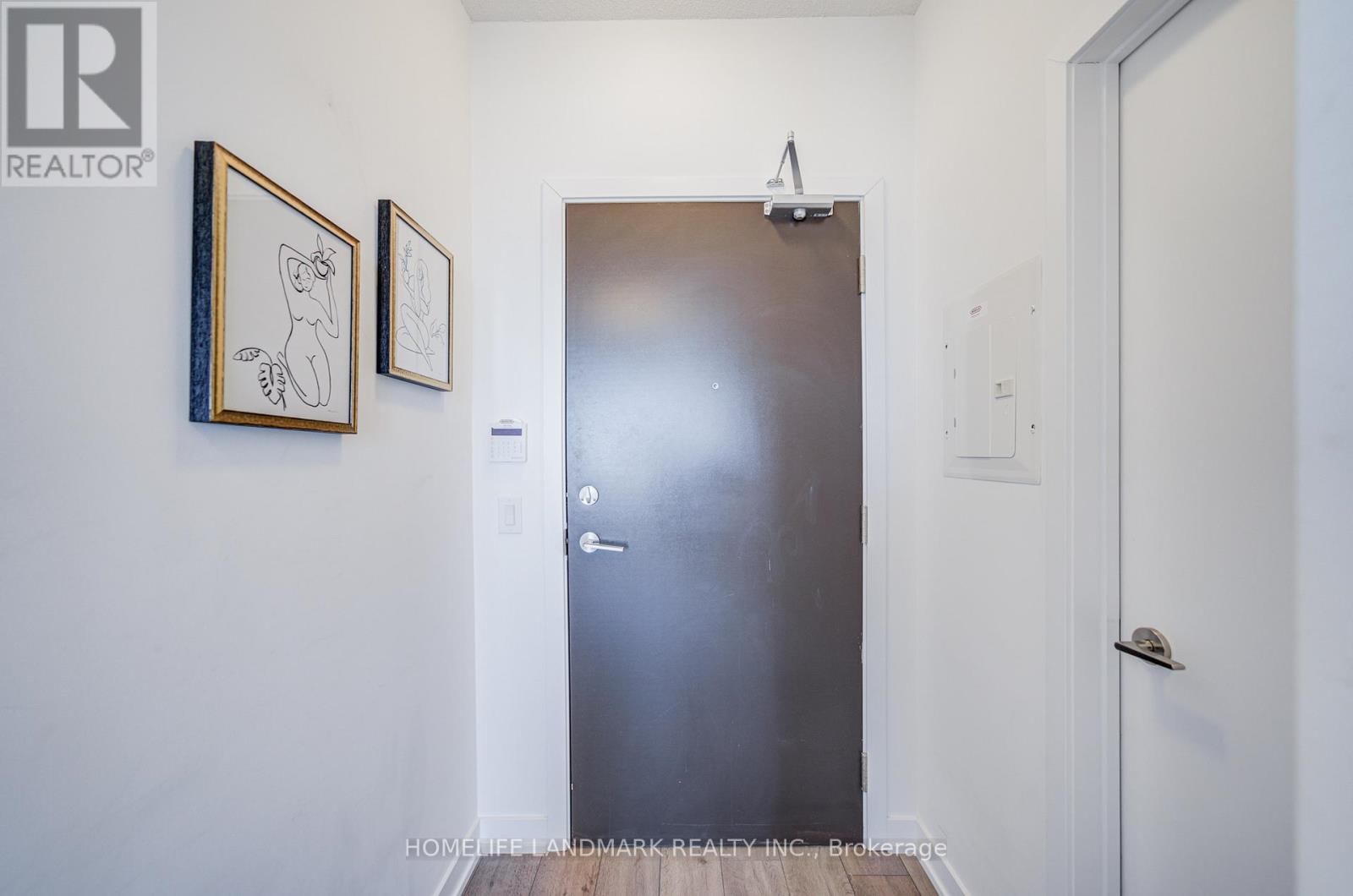 1903 - 38 HONEYCRISP CRESCENT Image 13