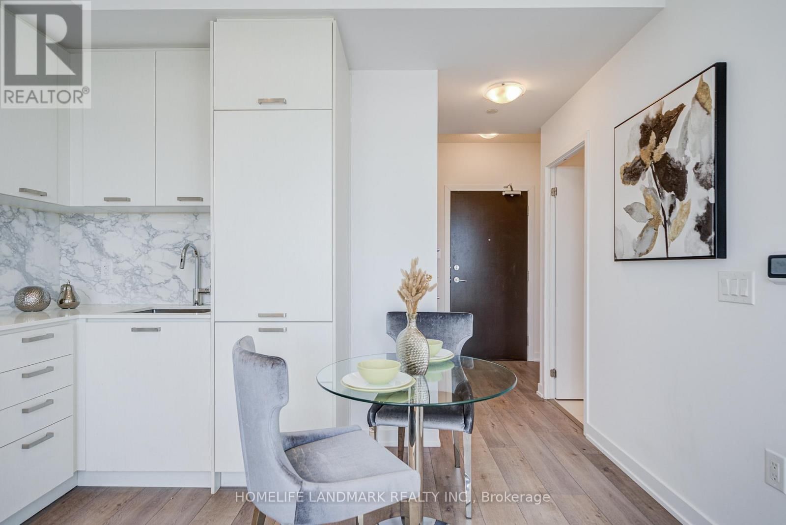 1903 - 38 HONEYCRISP CRESCENT Image 19