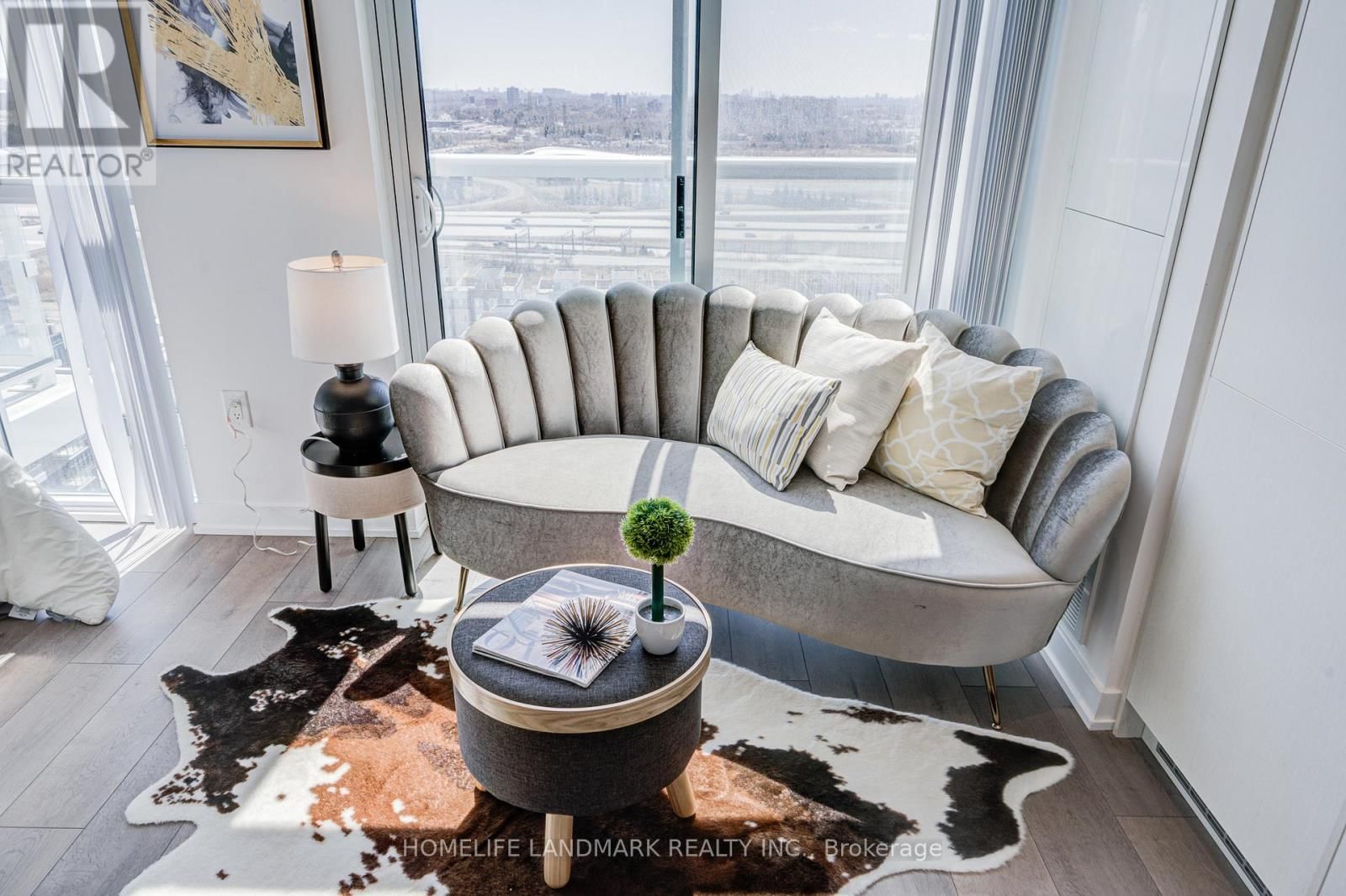 1903 - 38 HONEYCRISP CRESCENT Image 27