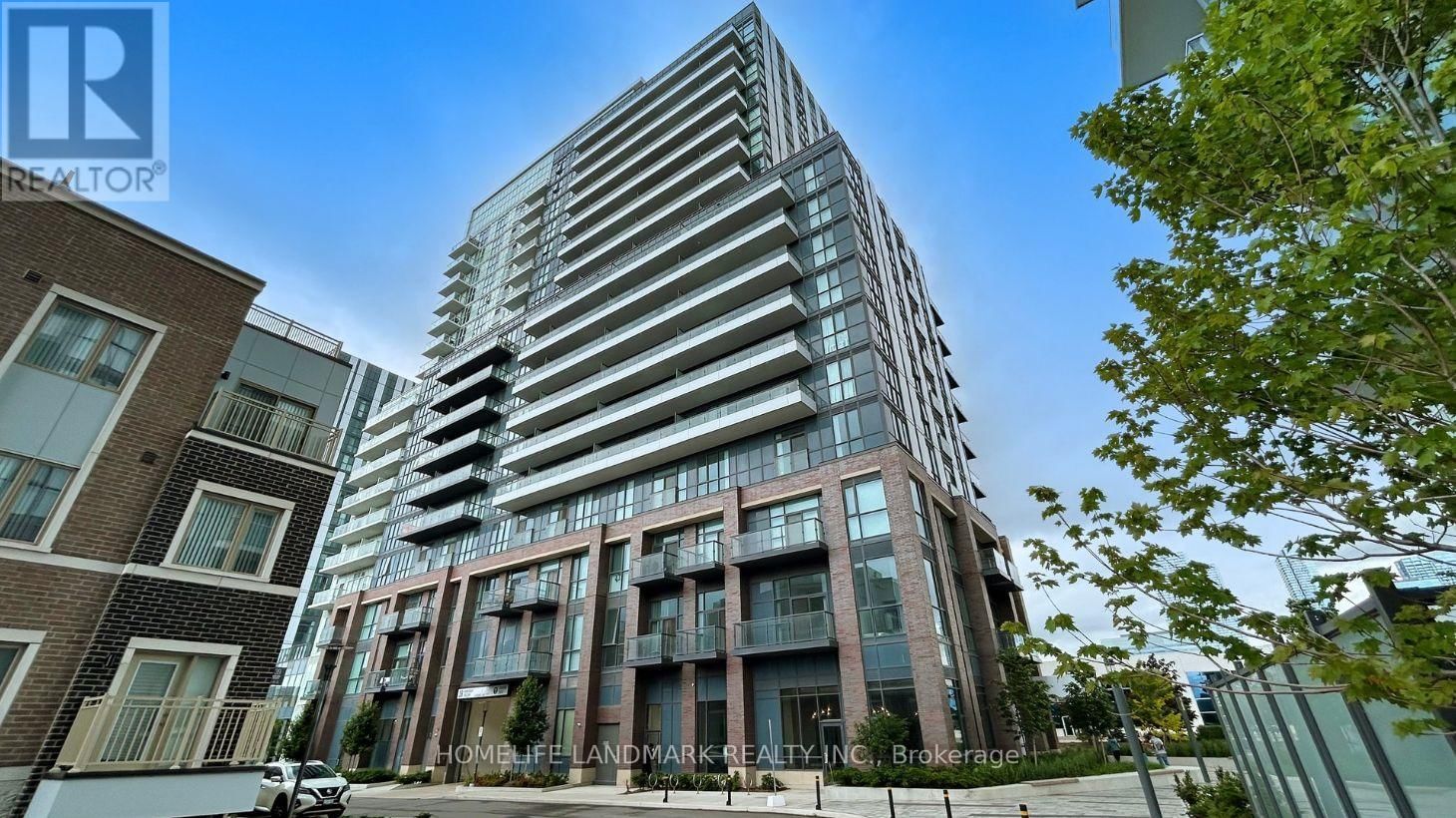 1903 - 38 HONEYCRISP CRESCENT Image 3