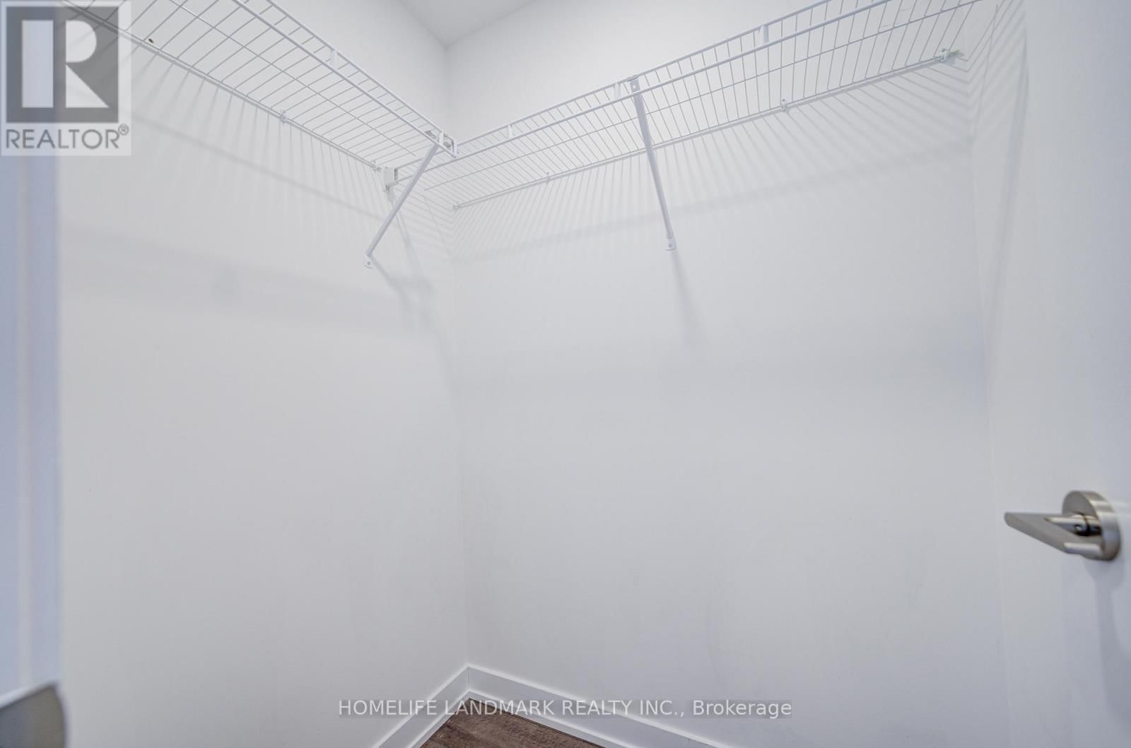 1903 - 38 HONEYCRISP CRESCENT Image 39