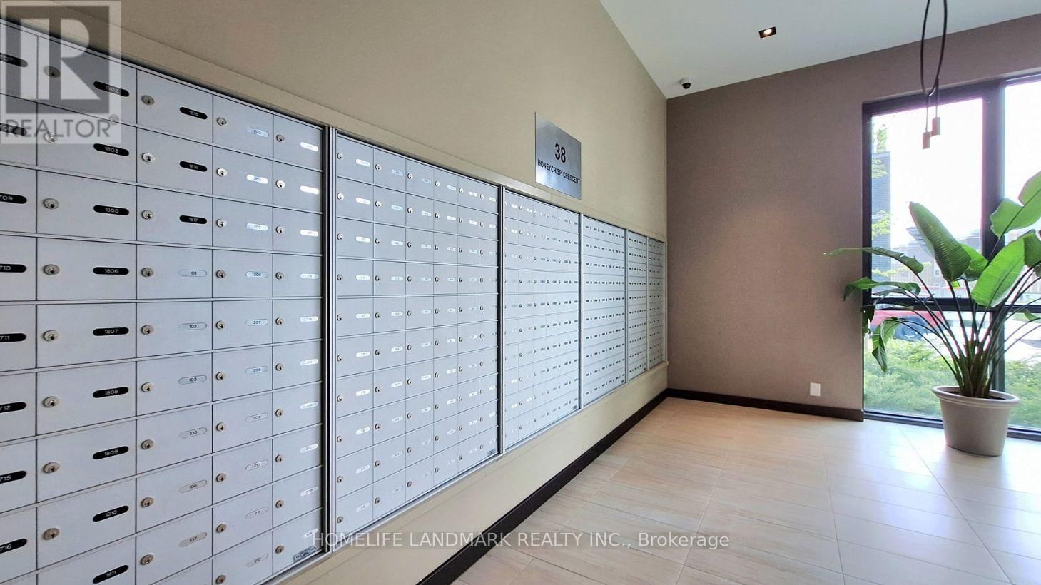 1903 - 38 HONEYCRISP CRESCENT Image 47