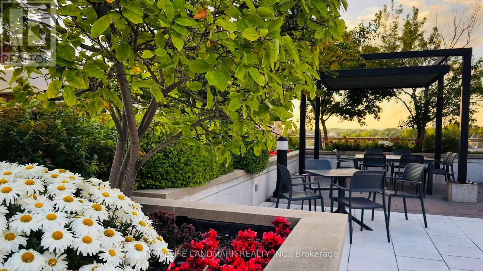 501 - 68 MAIN STREET NORTH Image 16