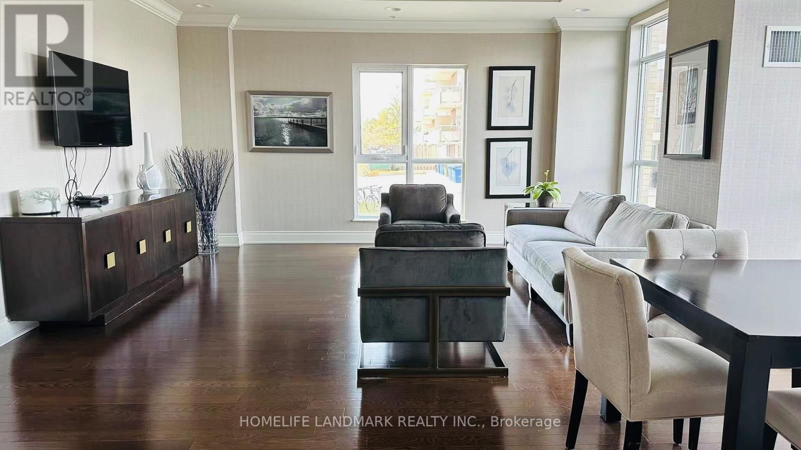 501 - 68 MAIN STREET NORTH Image 17