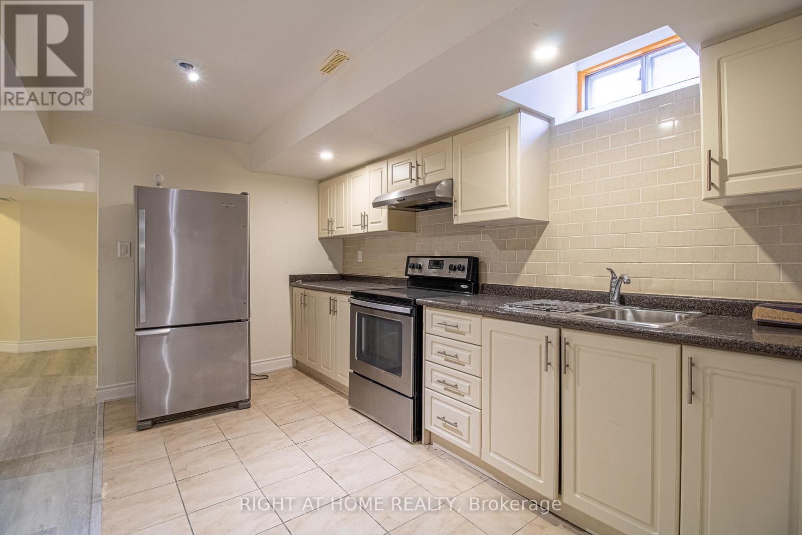 24 FORESTSIDE ROAD Image 24