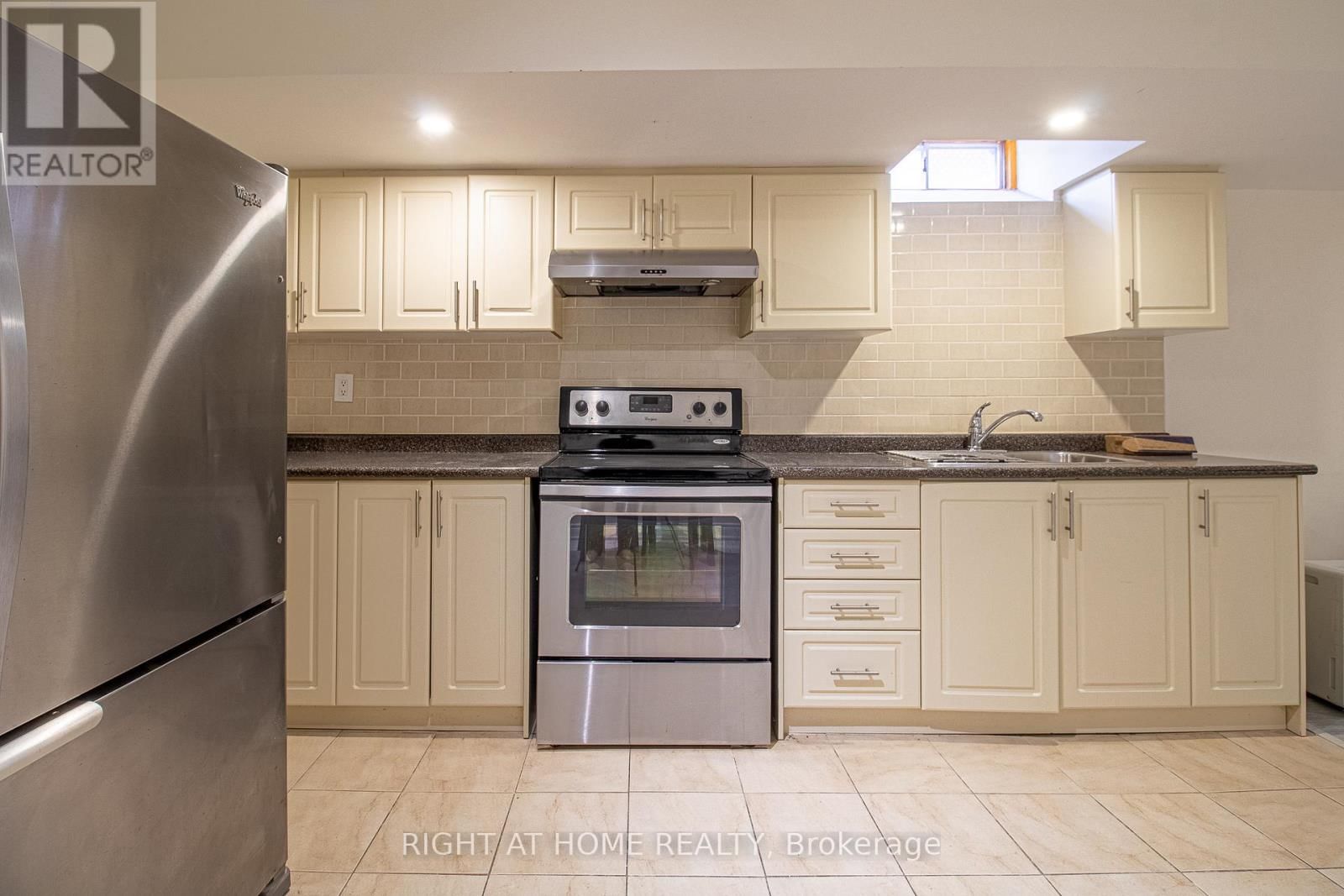 24 FORESTSIDE ROAD Image 25