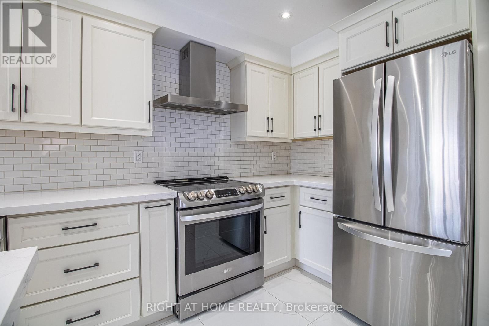 24 FORESTSIDE ROAD Image 8