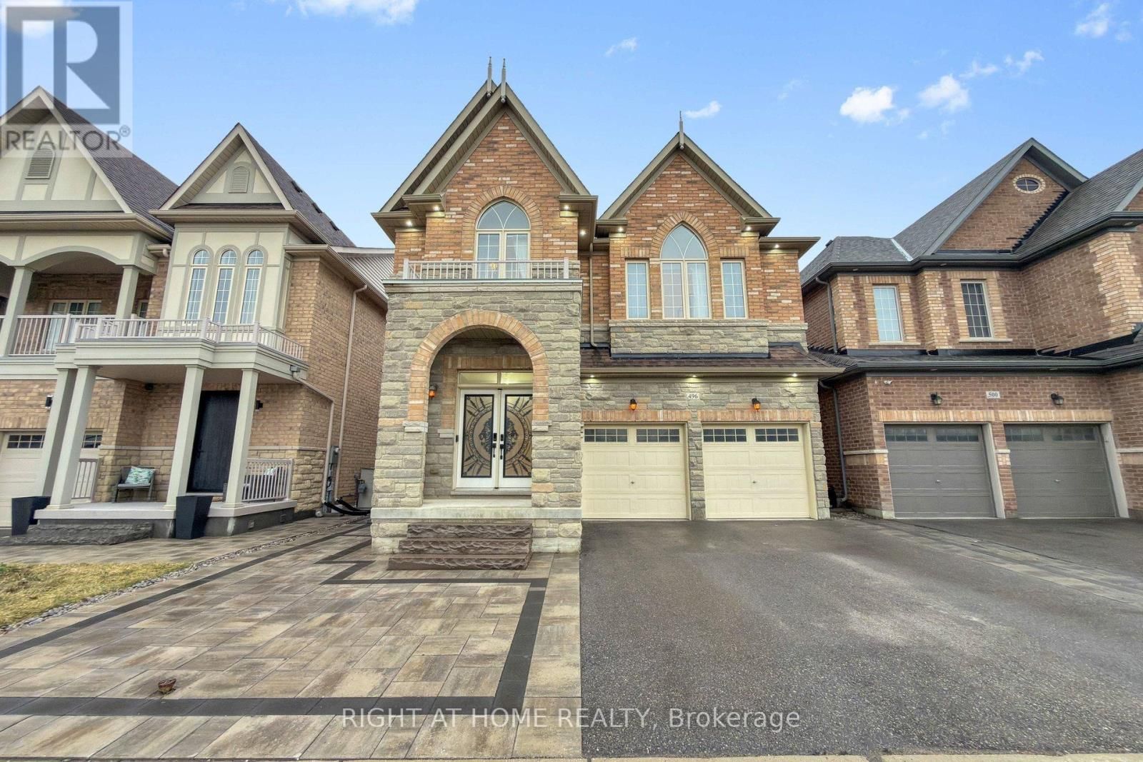 496 MACTIER DRIVE Image 2