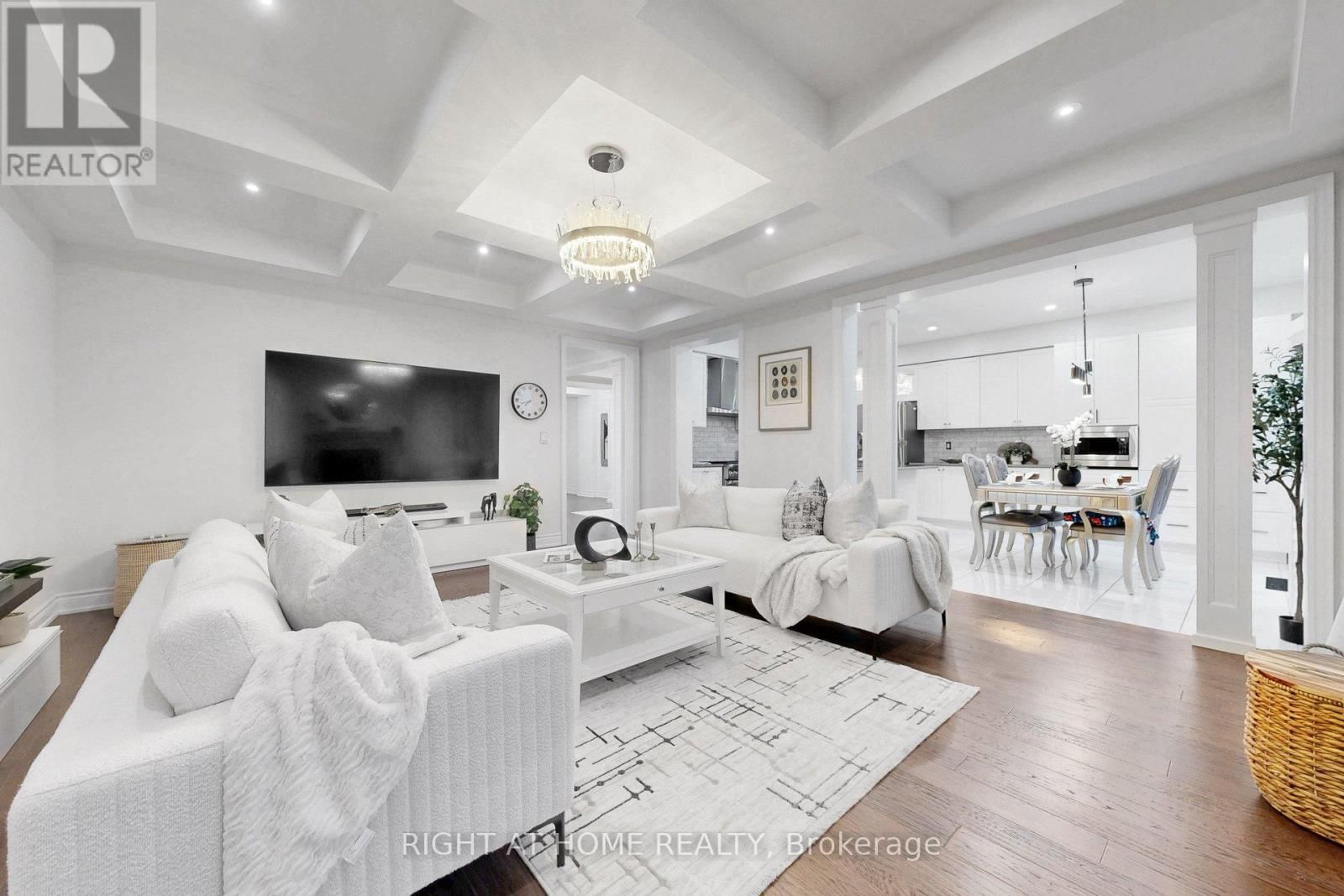 496 MACTIER DRIVE Image 20