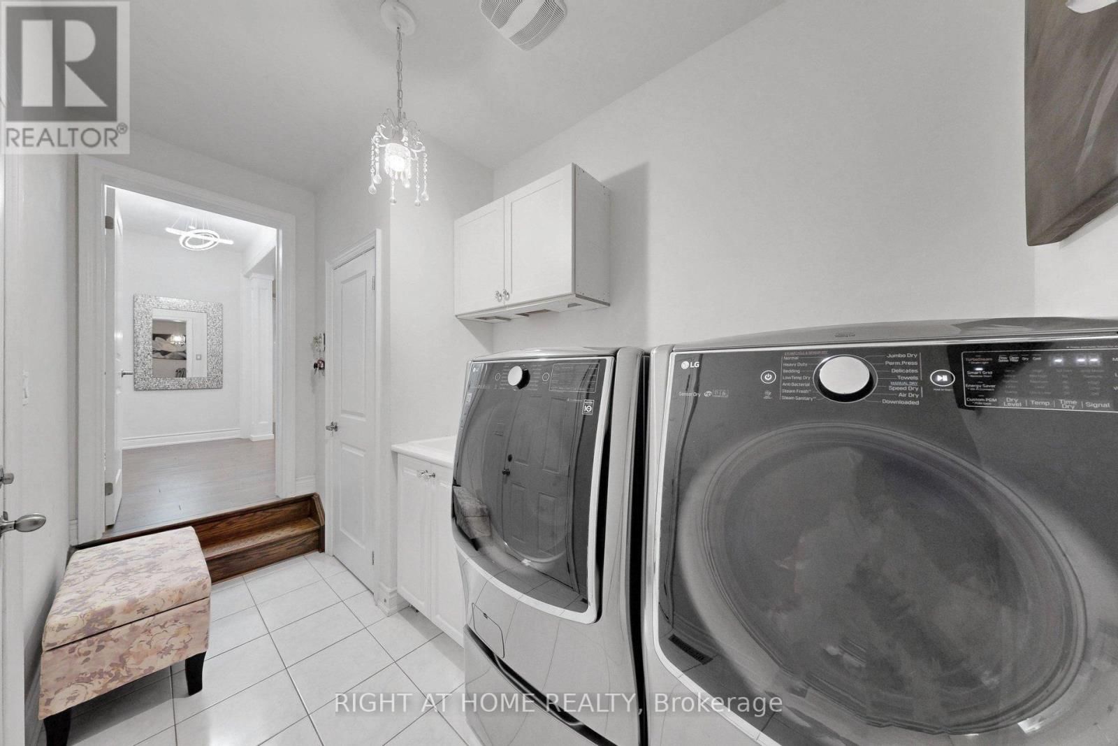 496 MACTIER DRIVE Image 43