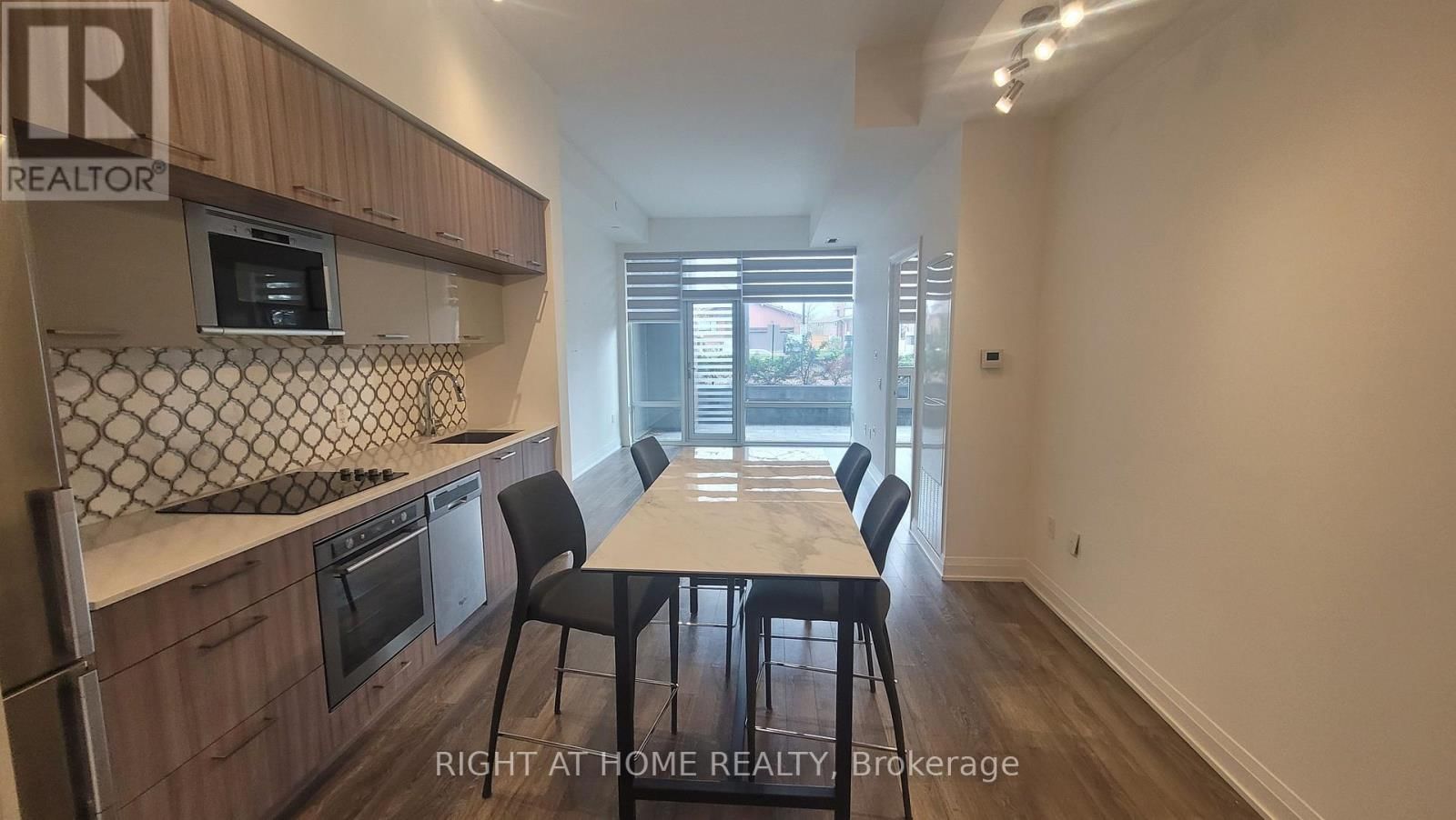 103 - 4800 HIGHWAY 7 Image 7