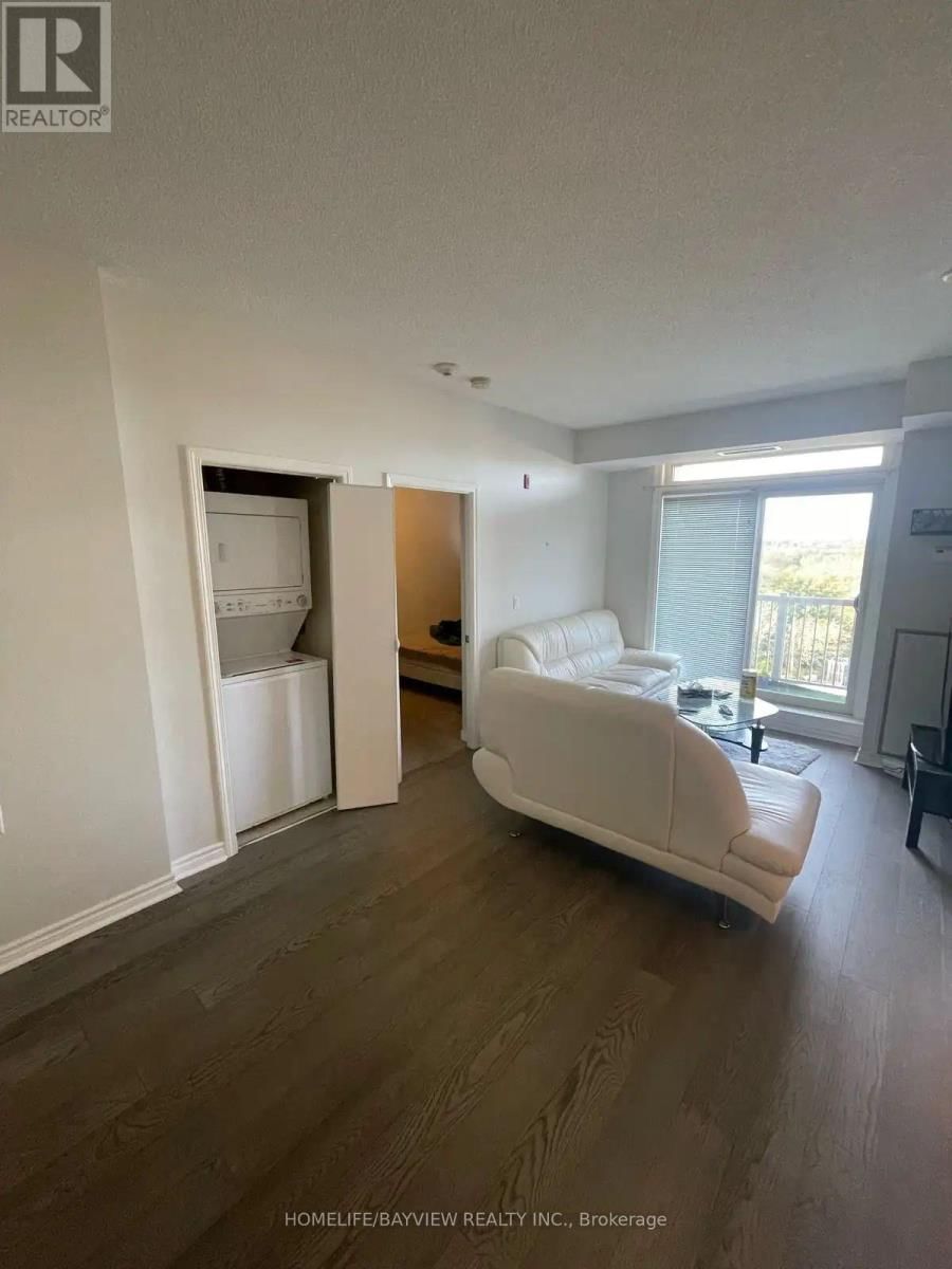 402 - 15450 YONGE STREET Image 5