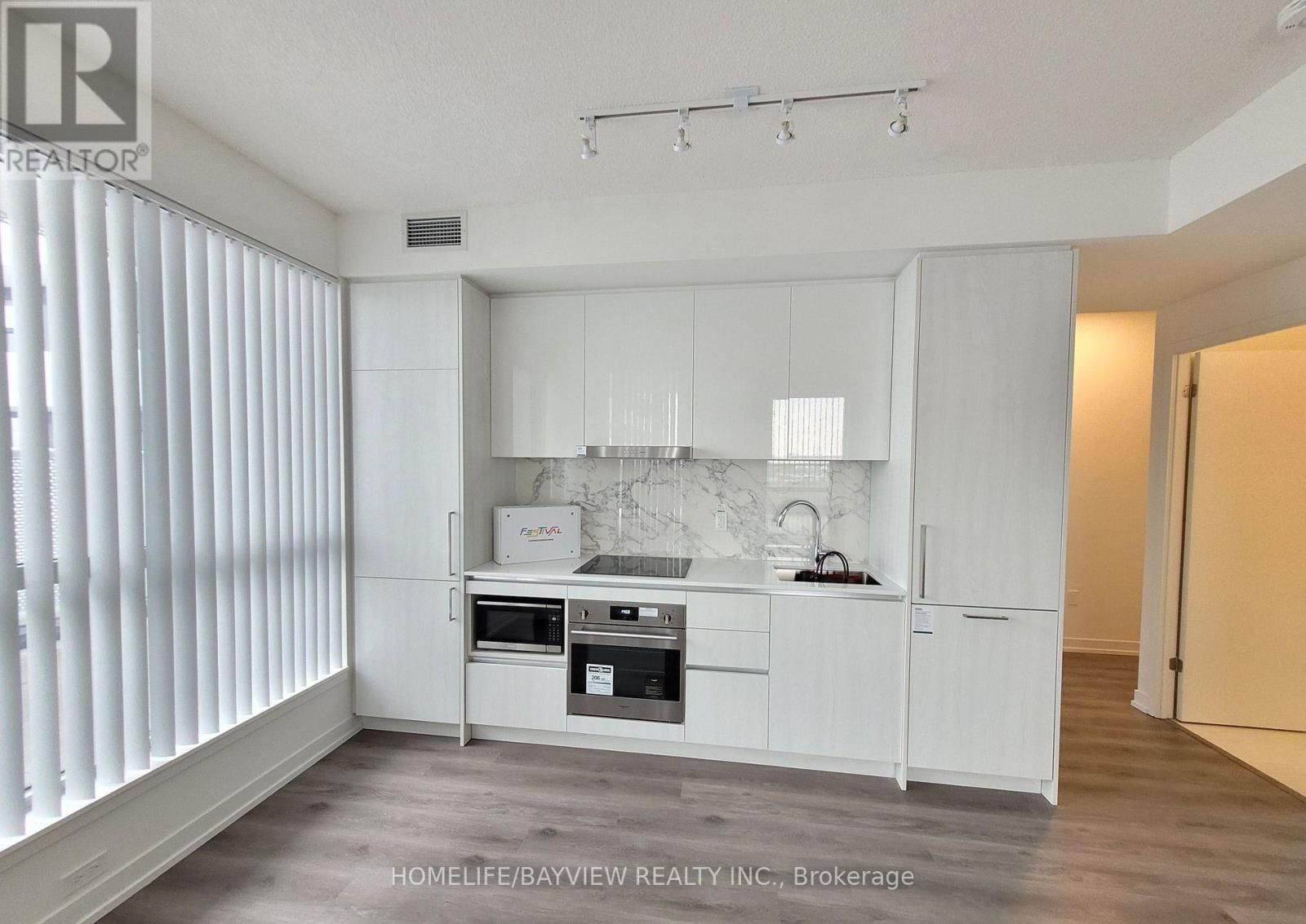 505 - 225 COMMERCE STREET Image 7