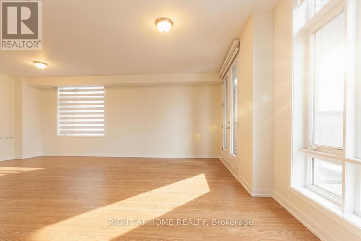 42 DANDARA GATE Image 11