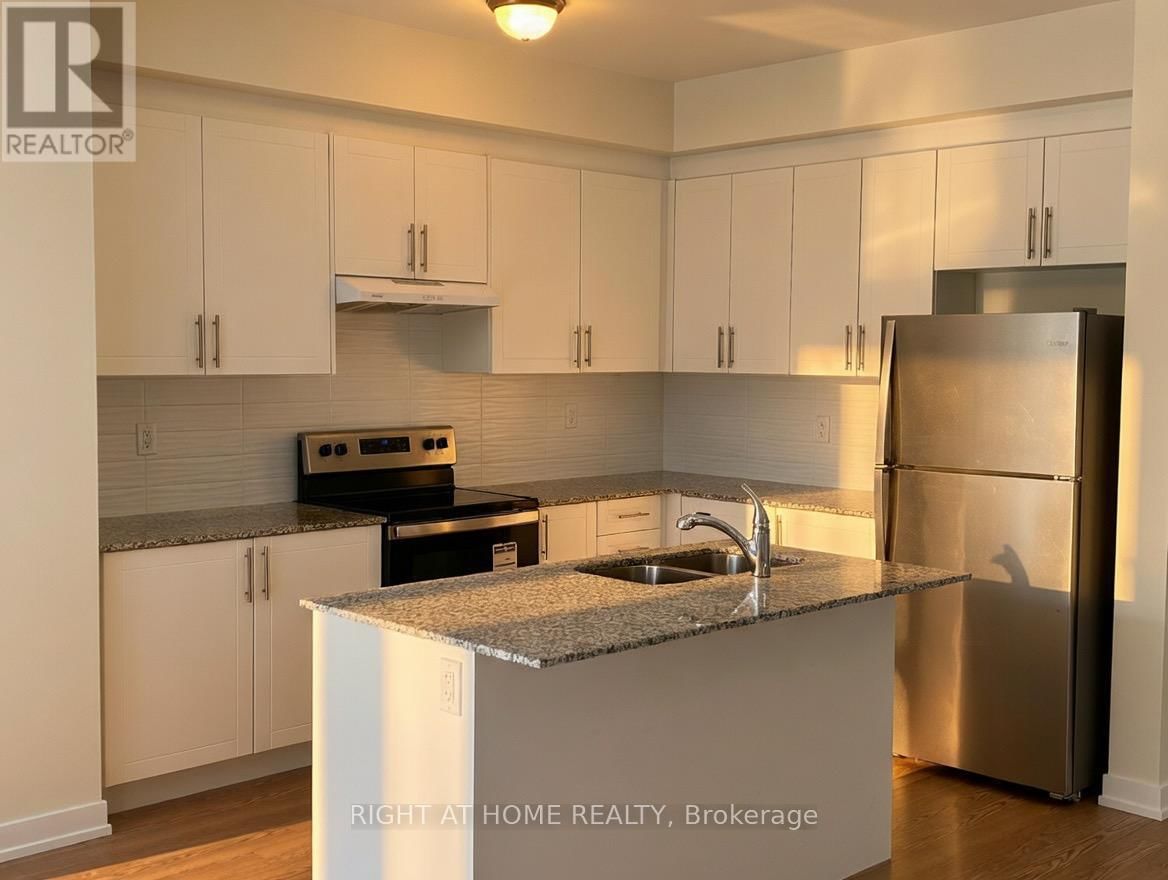 42 DANDARA GATE Image 12