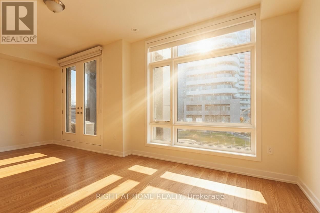 42 DANDARA GATE Image 8