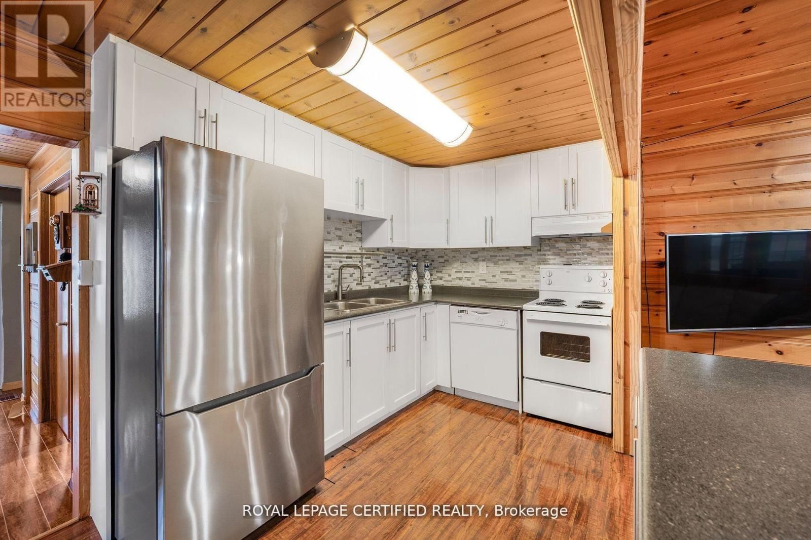 598 DUCLOS POINT ROAD Image 9