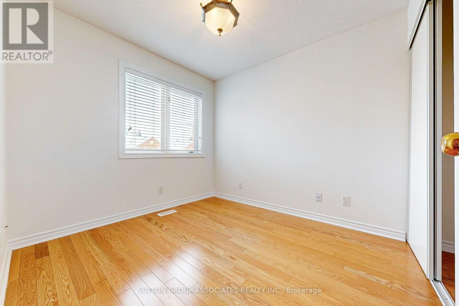 31 PAIRASH AVENUE Image 32