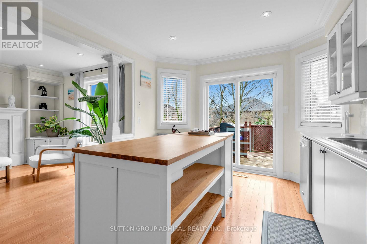 68 REDONDO DRIVE Image 16