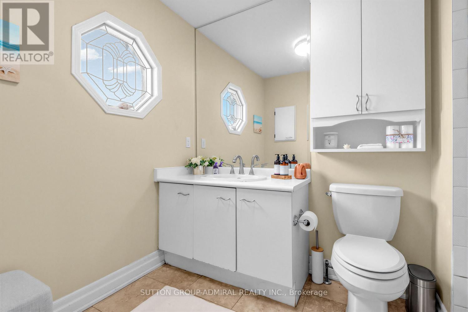 68 REDONDO DRIVE Image 21